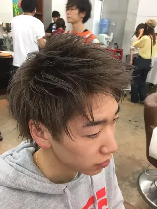 ショート カラー メンズ ☘️お悩み解決☘️ 岡部恒輝のヘアスタイル