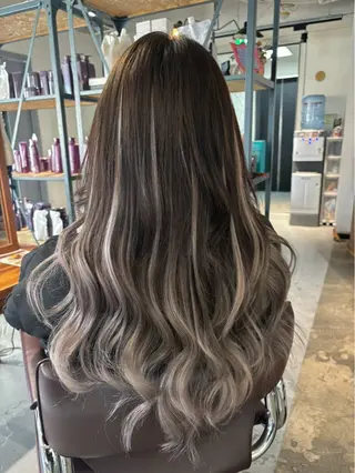 ロング ヘアローラン所属・💕 manaka🌺のヘアスタイル