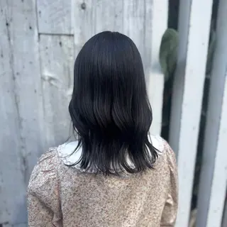 セミロング カラー 藤田 輝のヘアスタイル