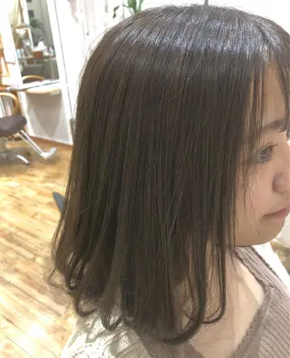 ミディアム カラー FELICE of hair 田口千尋のヘアスタイル