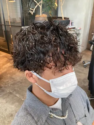 ショート パーマ メンズ 波巻きスパイラルパー マ/シャドウパーマ駿のヘアスタイル