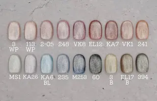 ネイル ゆら 練習生💅🏻のネイルデザイン