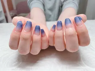 カラー ネイル 芦辺 香奈のネイルデザイン