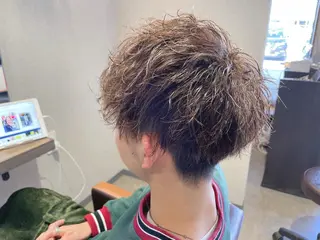 ショート パーマ メンズ 山本 貴弘のヘアスタイル