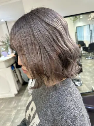 ショート カラー ｉｌｉ 大阪のヘアスタイル