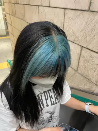 ロング カラー 榎本 姫那乃のヘアスタイル