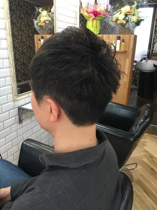 ショート パーマ 橋本 敬介のヘアスタイル
