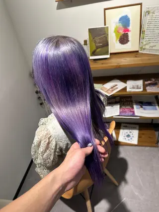ロング カラー 金ウンス 髪質改善カラーのヘアスタイル