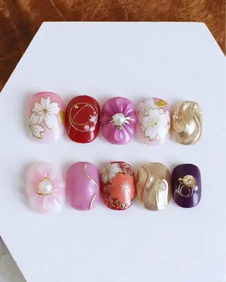 ネイル Baku Nailsのネイルデザイン