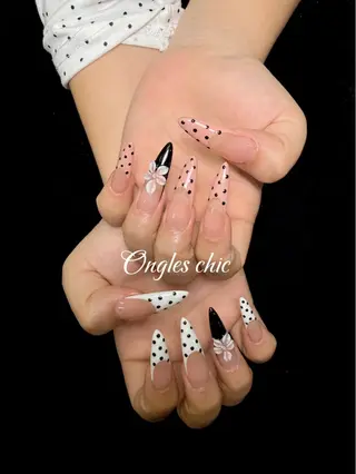 ネイル ongles chicのネイルデザイン