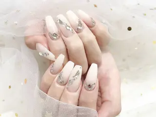 ネイル ジョリ kasumi🌹💅のネイルデザイン