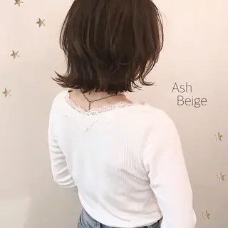 ミディアム カラー 市川 千夏のヘアスタイル