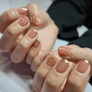 ネイル nailsalon neonのネイルデザイン