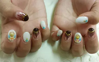 ネイル 河野ちえ (雑誌掲載サロン)のネイルデザイン