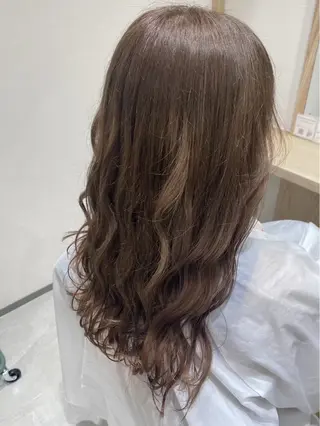 ロング spinhair荻野 莉帆のヘアスタイル