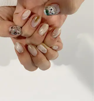 ショート カラー ネイル Nailsalon Calmeのネイルデザイン