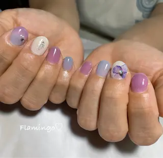 ネイル フィルイン／自爪育成 ／爪に優しい施術のネイルデザイン