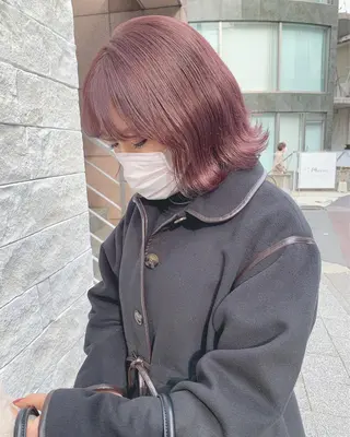 ミディアム カラー ハイトーンボブ 前田 表参道 グレージュのヘアスタイル