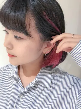 ショート カラー BOX mico.のヘアスタイル