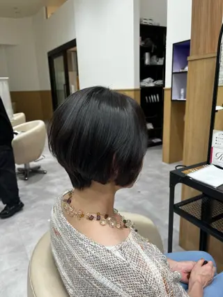 ショート 東條 早希のヘアスタイル