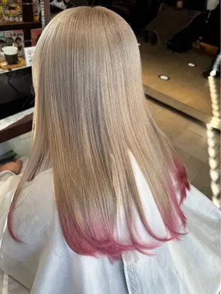 カラー ハイトーンカラー／ Akari ₊˚✧のヘアスタイル