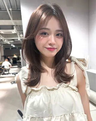 セミロング カラー ren ボブロブ/ミディアムのヘアスタイル