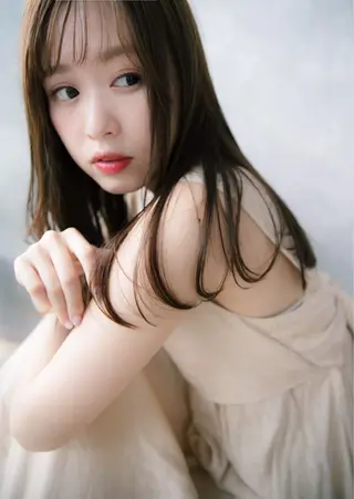 ロング 菅野 凪紗のヘアスタイル