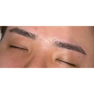 メンズ アイブロウ 【メンズ眉毛サロン】 SENSE津田沼の眉毛・アイブロウイメージ