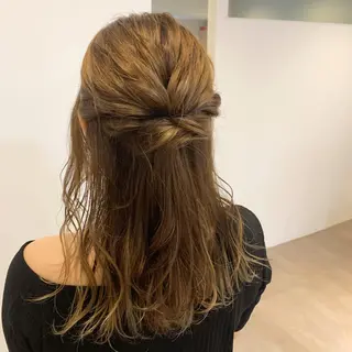 ロング カラー 佐藤 永夏のヘアスタイル