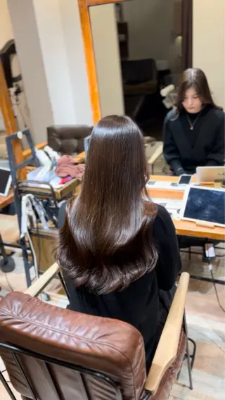 ロング カラー 韓国風・ブリーチなし ・あり後藤 一斗店長のヘアスタイル