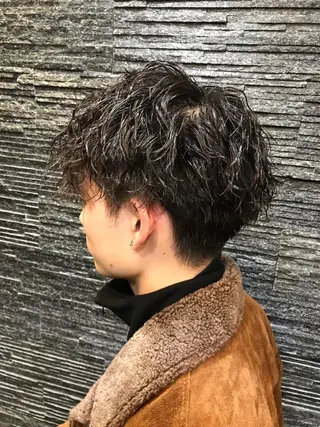 ショート パーマ メンズ 野川 純麗のヘアスタイル