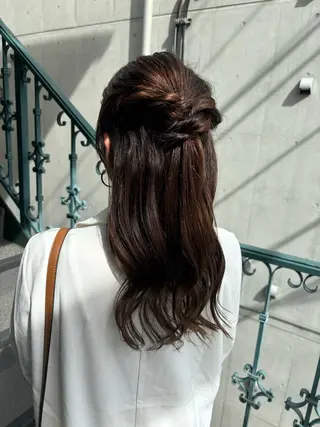 ヘアアレンジ 浜崎 千亜のヘアスタイル