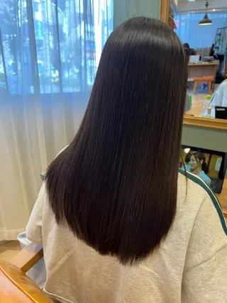 ロング クロサワ ヨーコのヘアスタイル