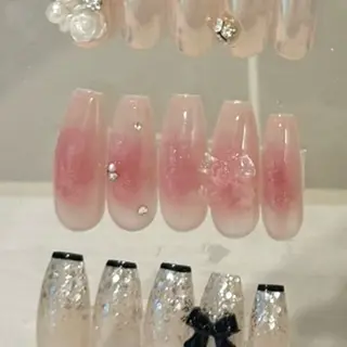 ネイル 全席半個室Lilybeauty天神西通り店所属・Lily takakiのネイルデザイン