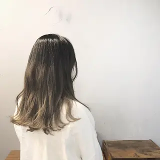 セミロング カラー 山口 浩之のヘアスタイル
