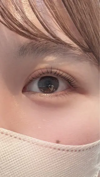 マツエク・マツパ 安西 香利奈のヘアスタイル