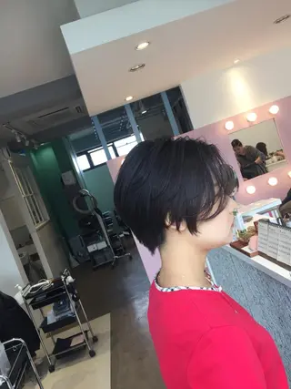 ショート 所渉/韓国レイヤー /ウルフカットのヘアスタイル