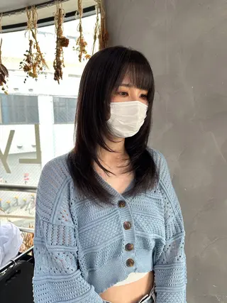 セミロング ウルフ レイヤー パーマ🪐MANAのヘアスタイル