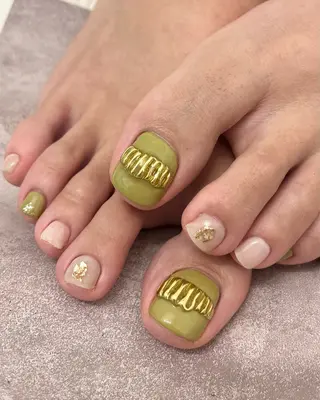 ネイル komorebi. 小峯 真実のネイルデザイン