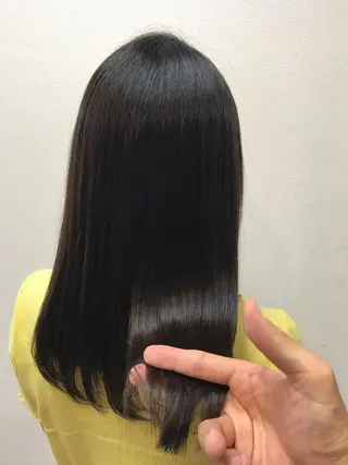 セミロング パーマ 吉森 満俊のヘアスタイル