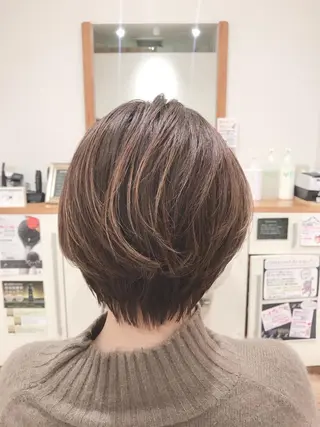 ショート カラー アザマ　ヤスカツ _rosso 川口のヘアスタイル