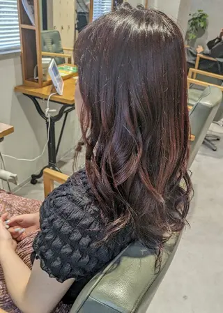 ロング カラー ヘアアレンジ 小國 綾かのヘアスタイル