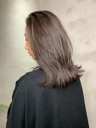ミディアム カラー リピート率No.1✨ ユウキのヘアスタイル