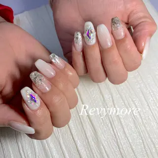 ショート ネイル nail salon Revymoreのネイルデザイン