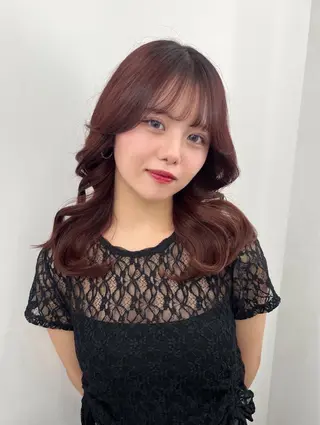 セミロング 透明感カラー✨🩵 韓国ヘアkanatoのヘアスタイル
