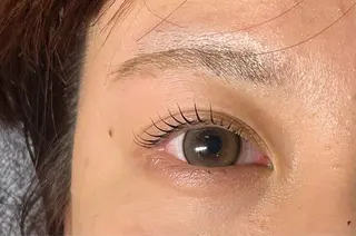 マツエク・マツパ 艶髪カラー/ LoLo. ユキナのマツエク・マツパデザイン