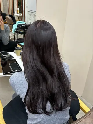ロング カラー 顔周りレイヤー/ ふわあいりのヘアスタイル