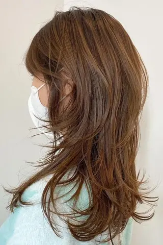 セミロング 吉田一輝 外国人パーマのヘアスタイル