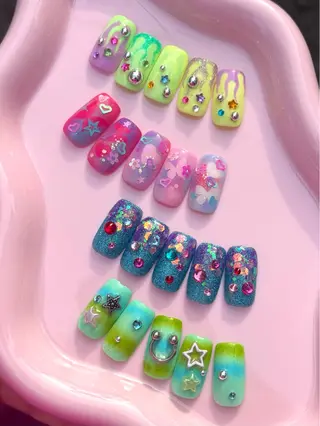 ネイル PINS16✴︎ 原宿ネイリストumiのネイルデザイン