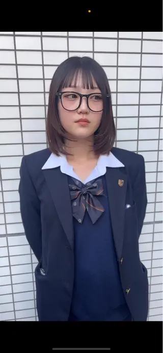 ミディアム ブリーチ透明感カラー /レイヤー👗しずかのヘアスタイル